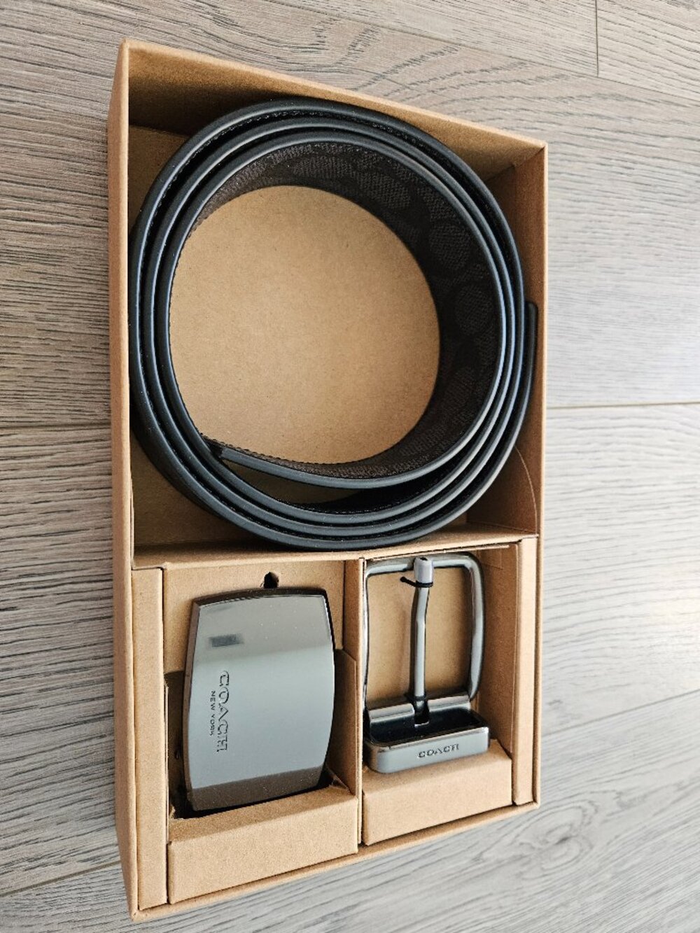 Coach Boxed Plaque & Harness Reversible Belt Set CW362 NWT